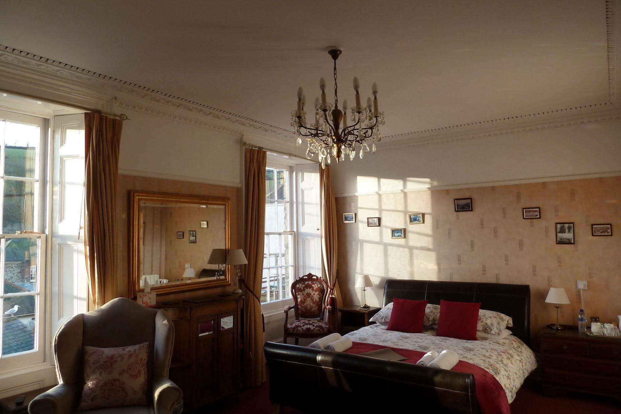Buckingham House Bed & Breakfast Mevagissey Exterior foto